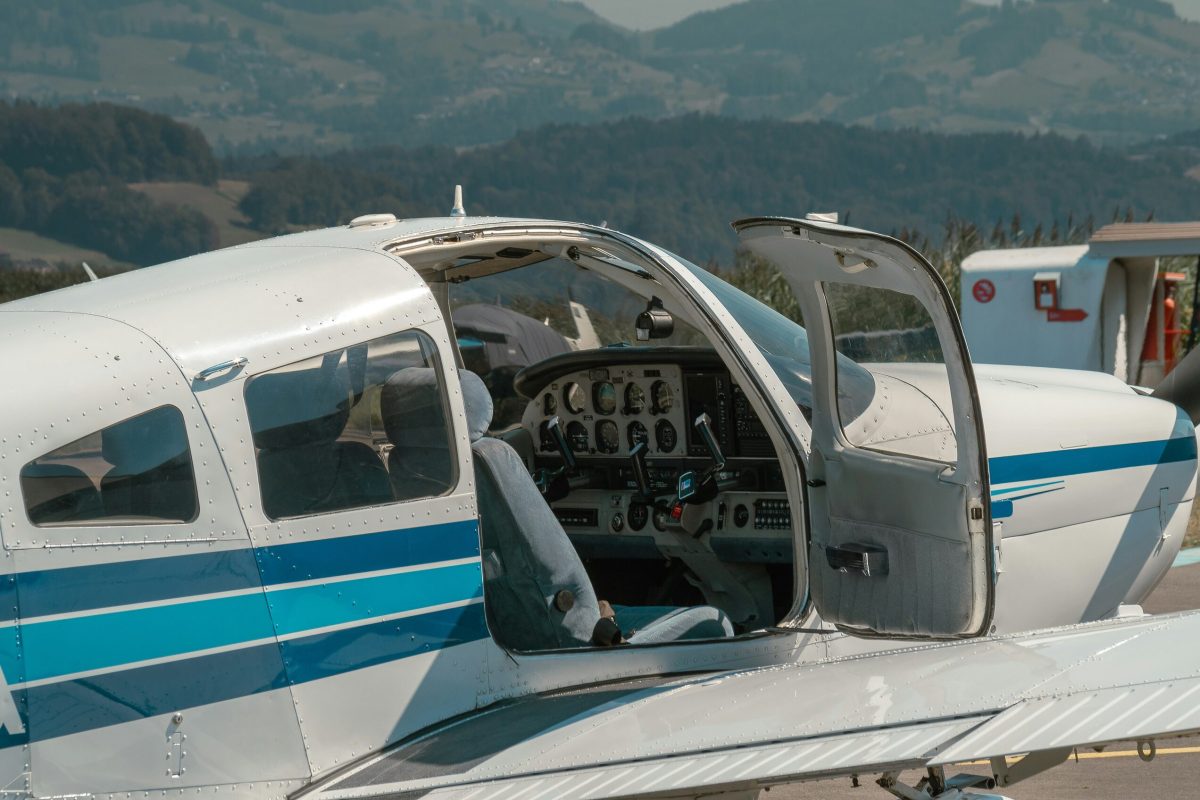 yves-scheuber-Hn2t_74pp3Q-unsplash